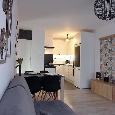 Apartament Rodzinny Domino - Plaza Jelitkowo - Ergo Arena - Azw Гданьск Экстерьер фото